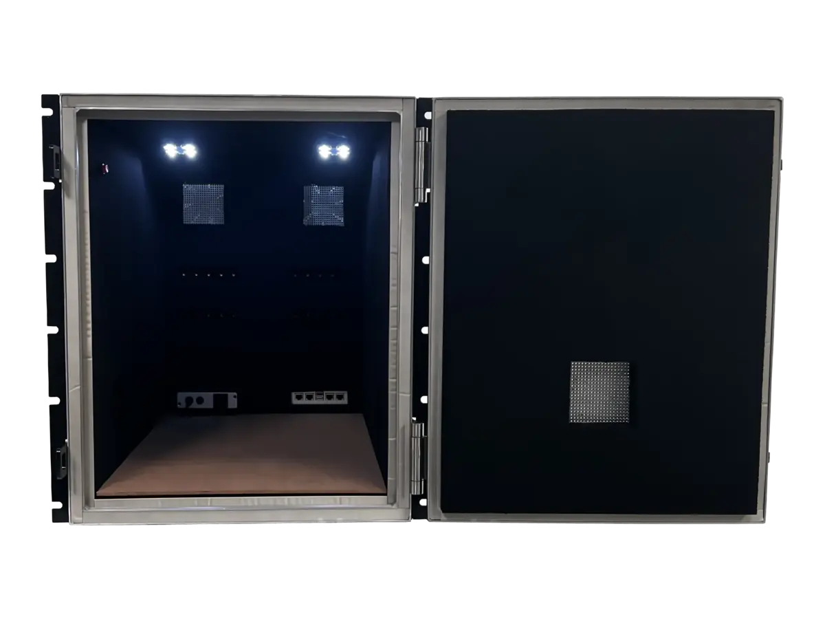interior view of LBX4600 electromagnetic shielding box for antenna and rf testing
