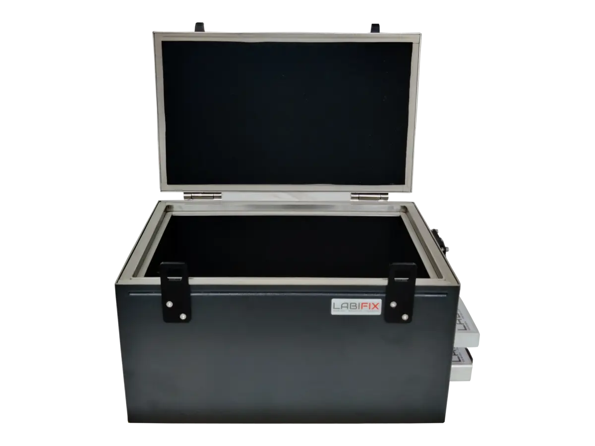interior view of LBX3040 benchtop rf enclosure for antenna characterization and debugging