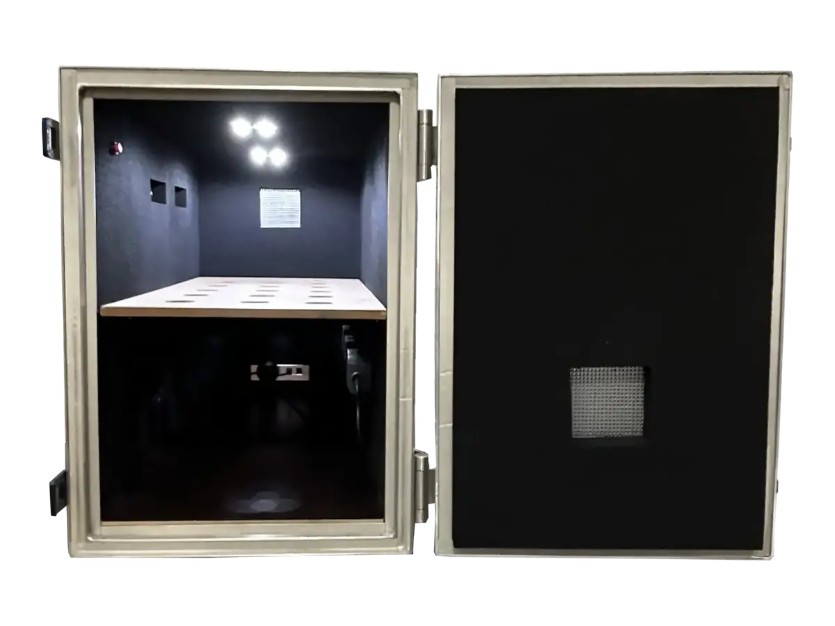 LBX2070 rf shielded box interior with absorber for mimo and antenna measurements