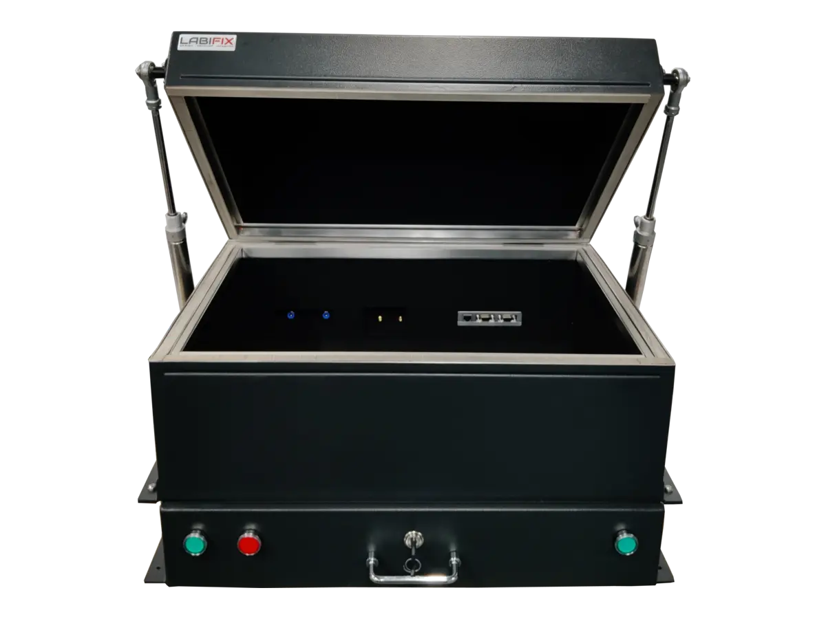 interior view of LBX3080 pneumatic RF chamber for repetitive wireless diagnostics and antenna verification